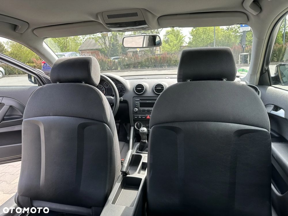 Audi A3 3-drzwiowe 1.6 Attraction - 15