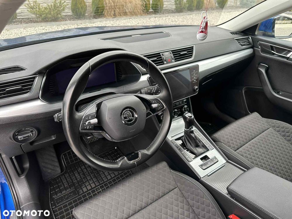 Skoda Superb 2.0 TDI SCR Ambition DSG - 21