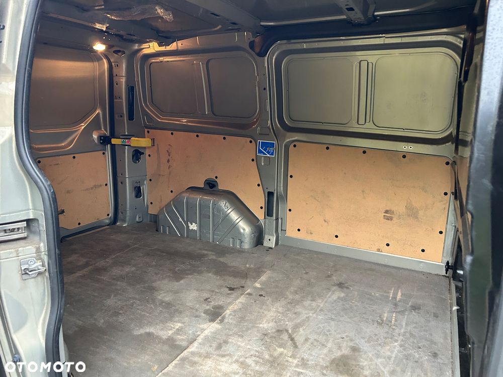 Ford Transit Custom - 9