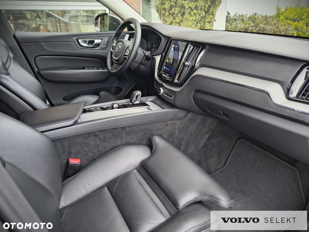 Volvo XC 60 - 25