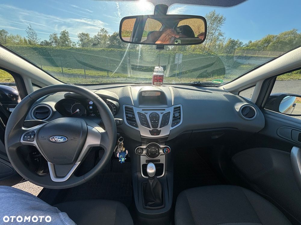 Ford Fiesta 1.25 Celebration - 10