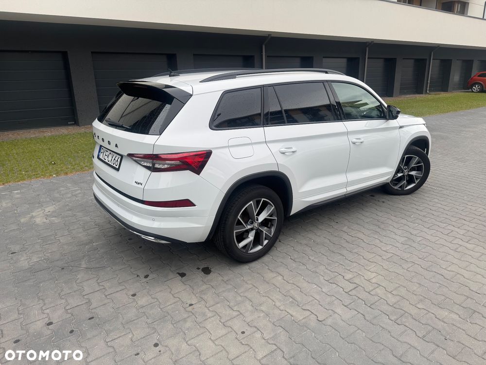 Skoda Kodiaq 2.0 TDI 4x4 DSG Sportline - 9