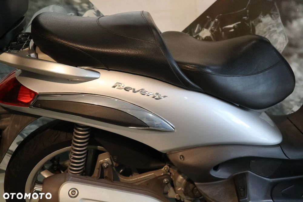 Piaggio Beverly - 18