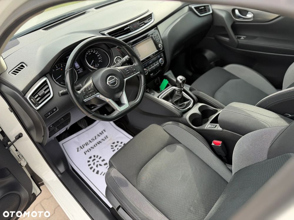 Nissan Qashqai 1.2 DIG-T N-Connecta EU6 - 27