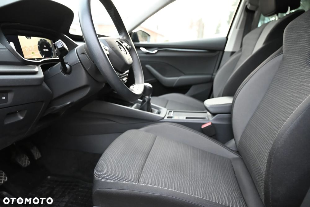 Skoda Octavia 1.5 TSI Selection - 6