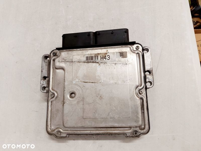 hyundai i40 1.7 crdi sterownik komputer silnika ecu 39140-2a530 - 5