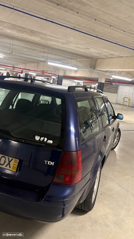 VW Golf Variant 1.9 TDi Highline - 4