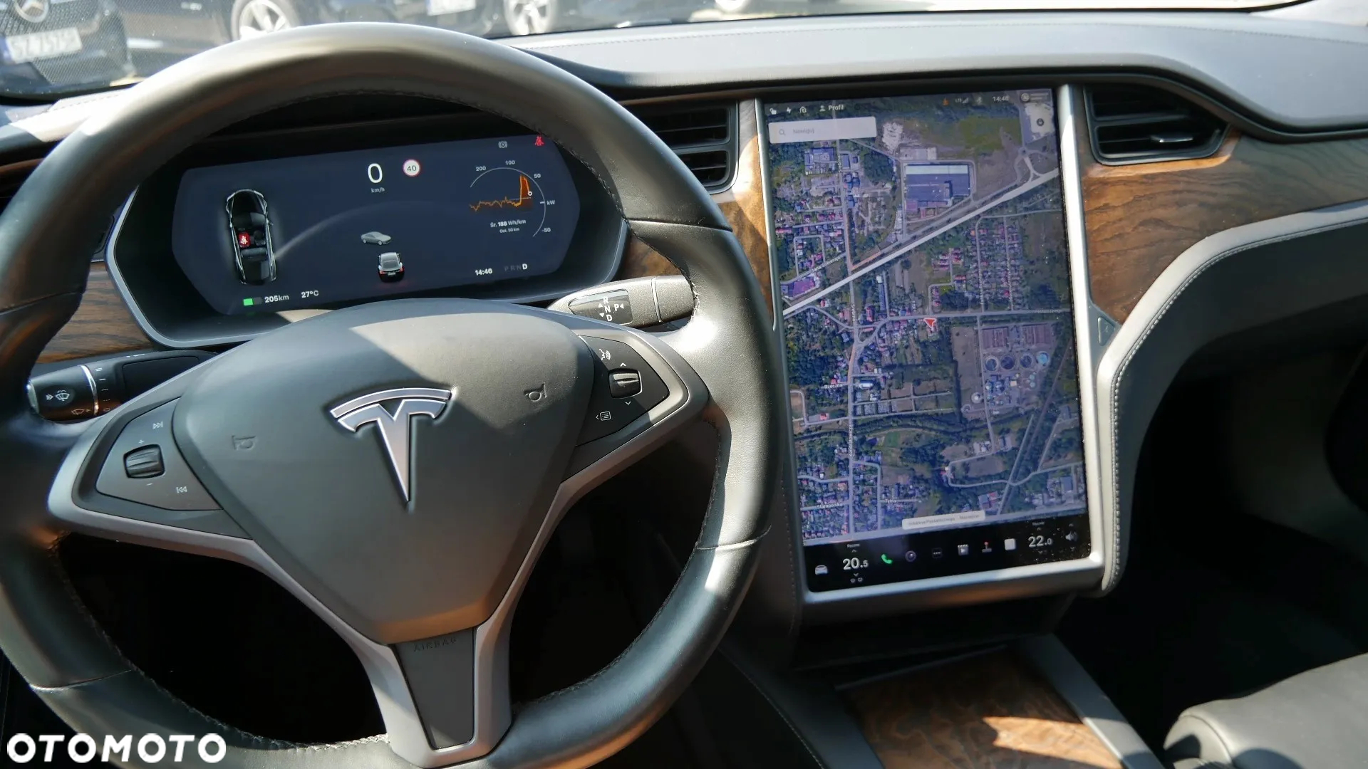 Tesla Model S Dual Motor Allradantrieb - 18