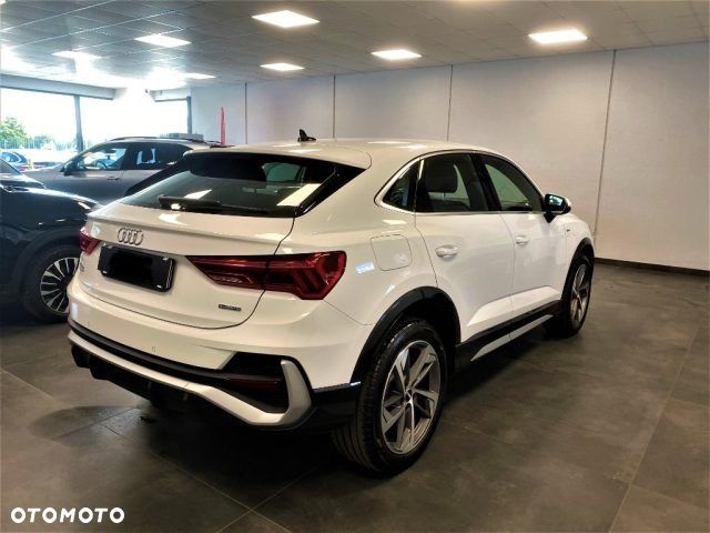 Audi Q3 Sportback 40 TDI Quattro S Line S tronic - 5