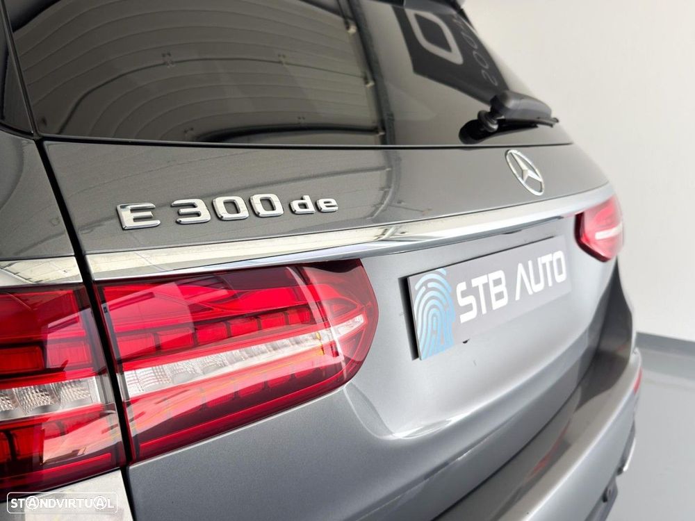 Mercedes-Benz E 300 de AMG Line 4Matic - 43