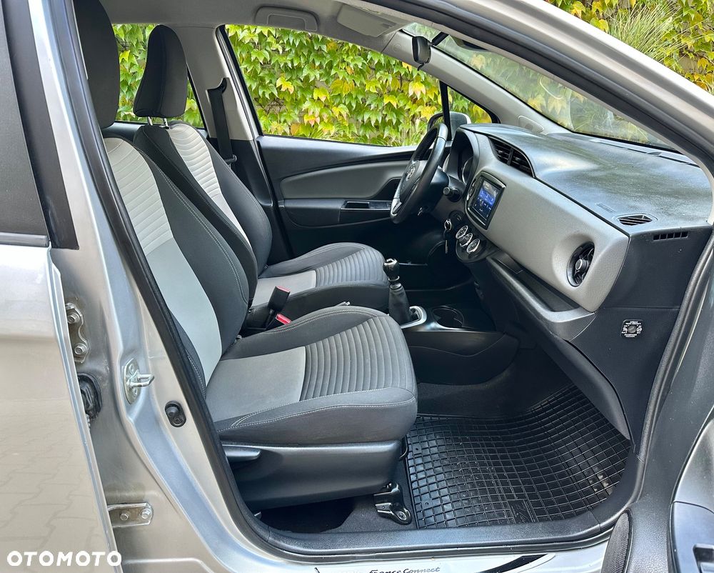 Toyota Yaris 1.5 Premium - 18