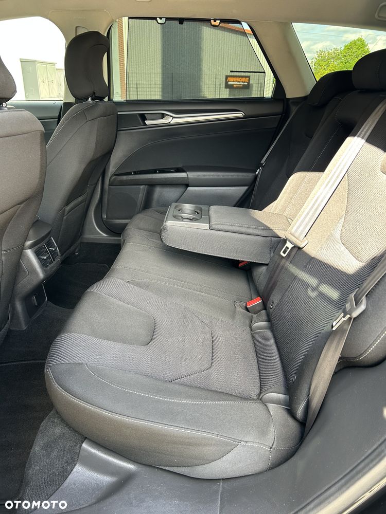 Ford Mondeo 2.0 TDCi ECOnetic Start-Stopp Titanium - 19