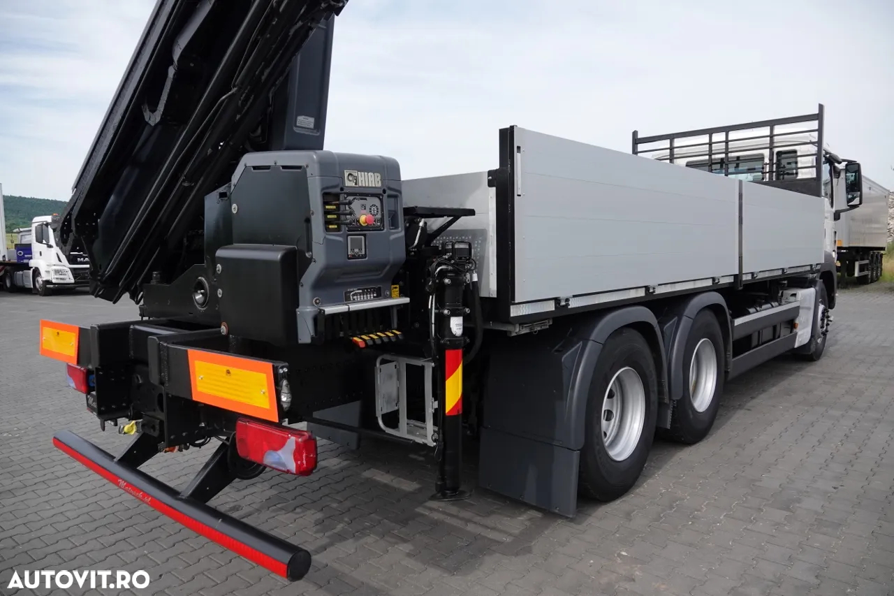 MAN TGS 26.320 / 6X4 / CAROSERIE 6.5 M + HDS HIAB 188 BS-3 / CAPACITATE MAXIMĂ DE RIDICARE: 4 900 KG / RADIOCOMANDĂ / ROTATOARE / EURO 6 - 15