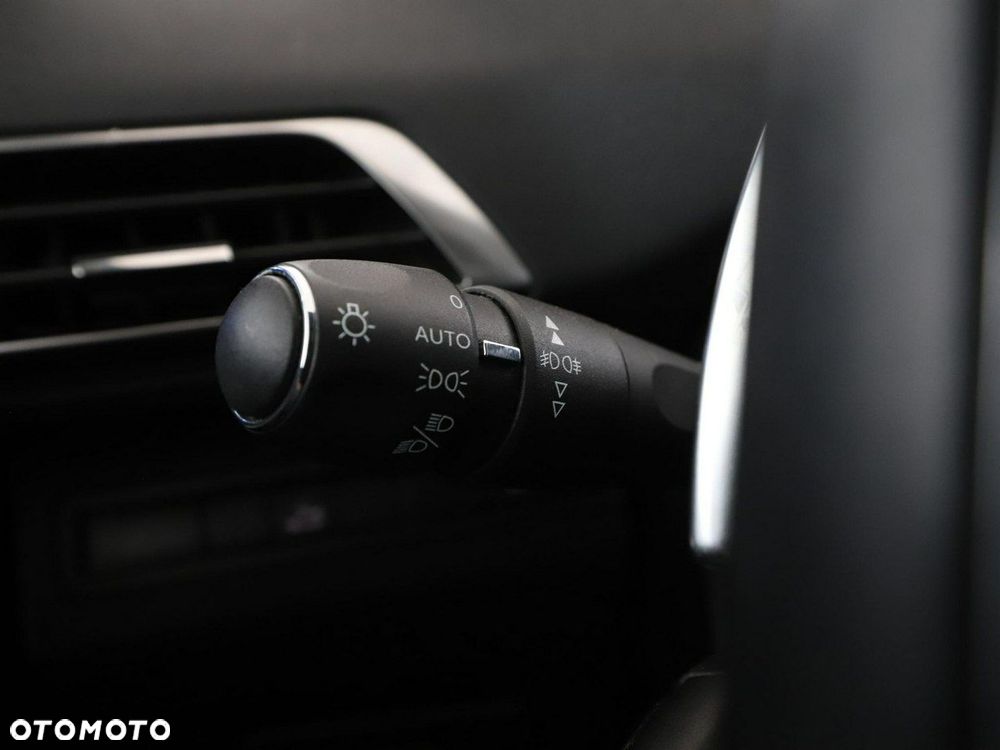 Peugeot 3008 1.6 PureTech GT S&S EAT8 - 36