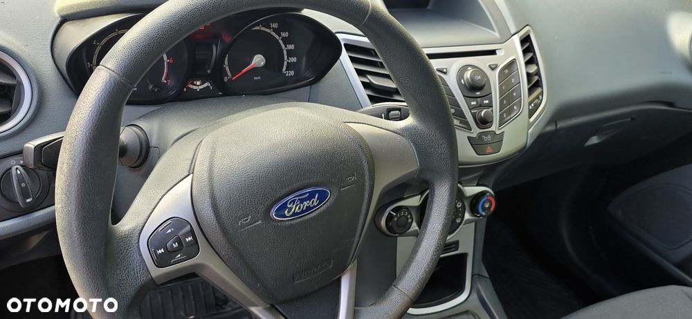 Ford Fiesta 1.25 Gold X EU5 - 17