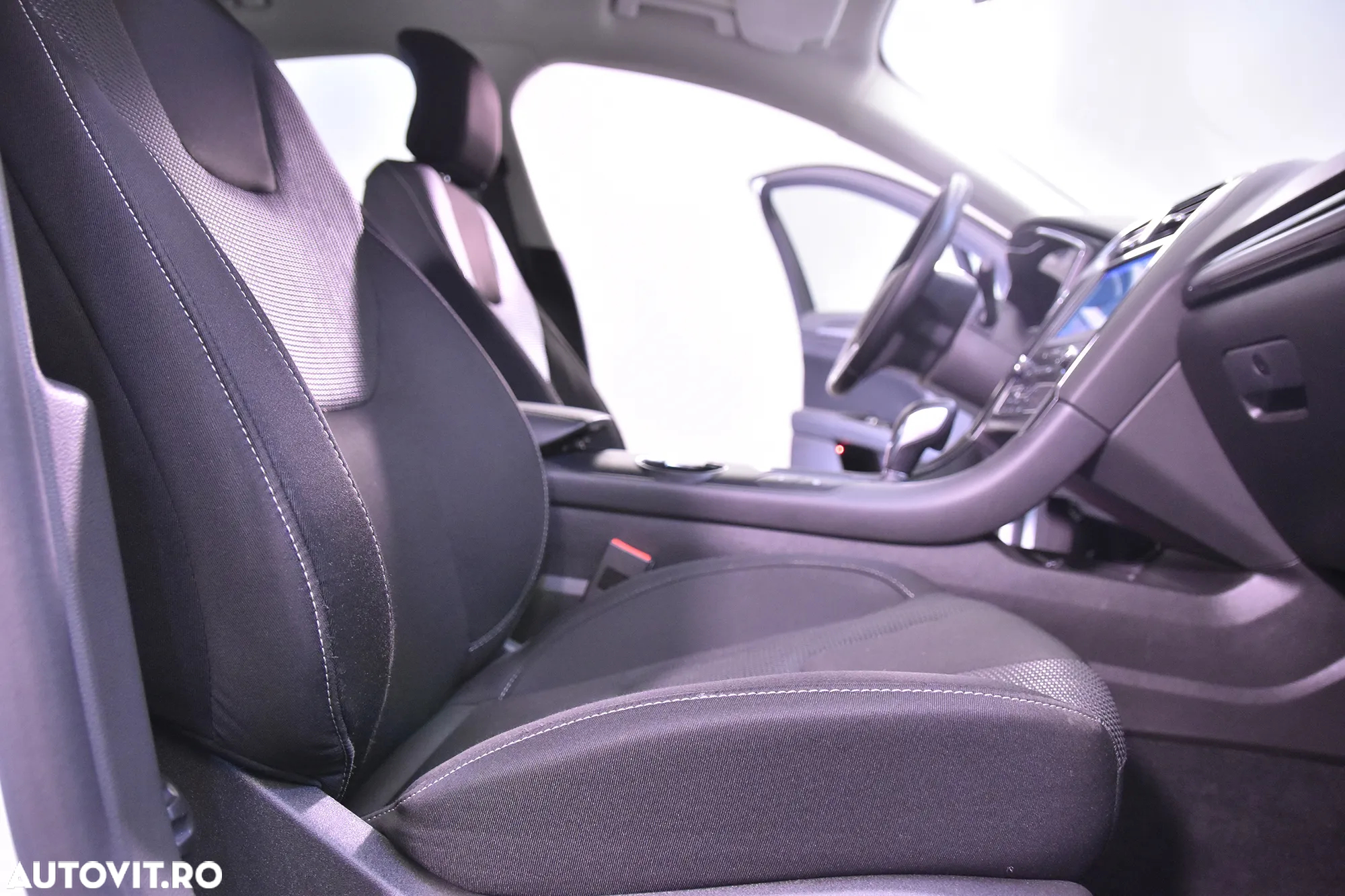 Ford Mondeo - 11