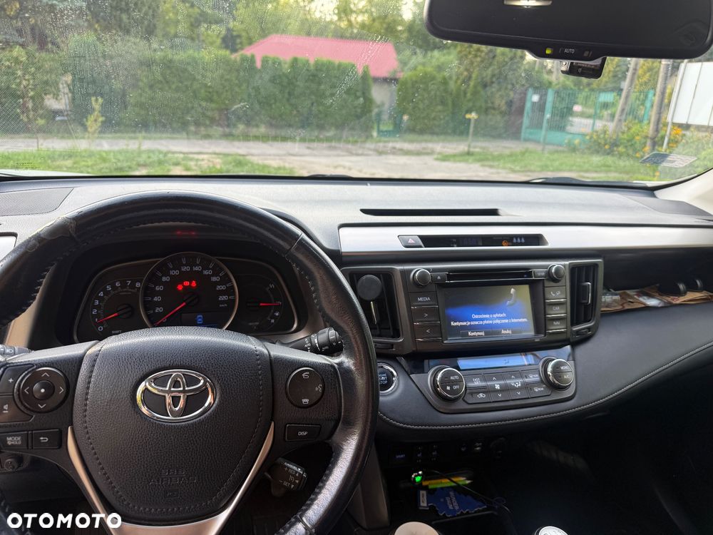 Toyota RAV4 2.0 Premium - 12