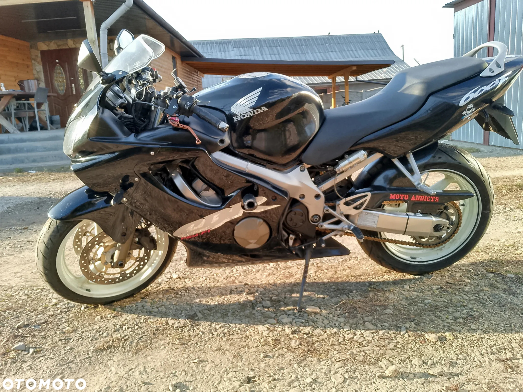 Honda CBR - 6