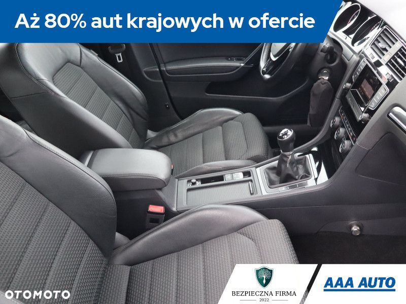 Volkswagen Golf Variant - 11