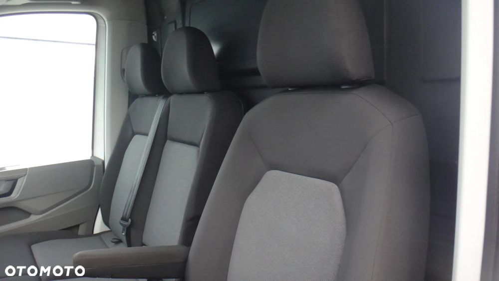 Volkswagen Crafter - 13