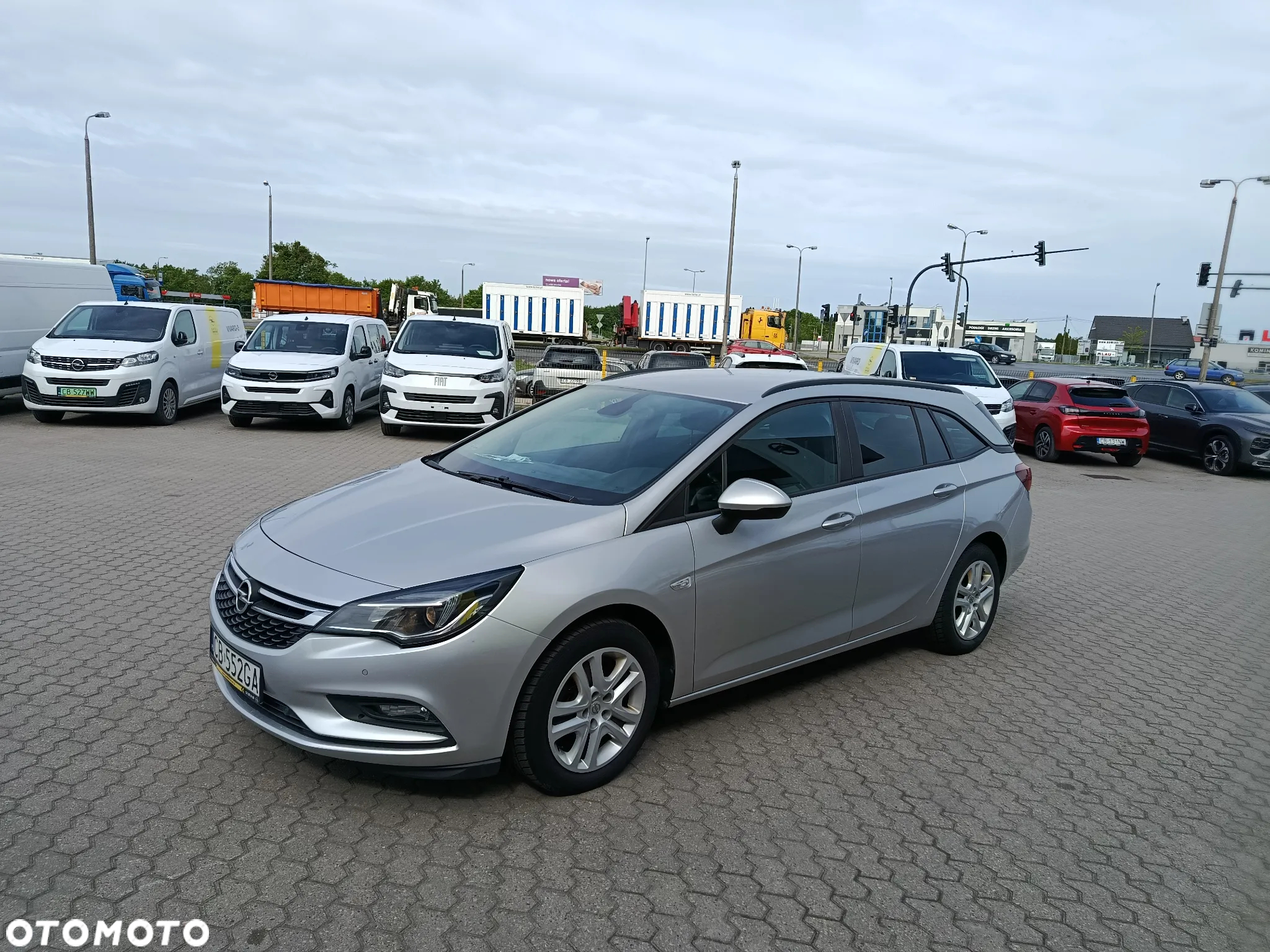 Opel Astra IV 1.6 CDTI Enjoy - 3