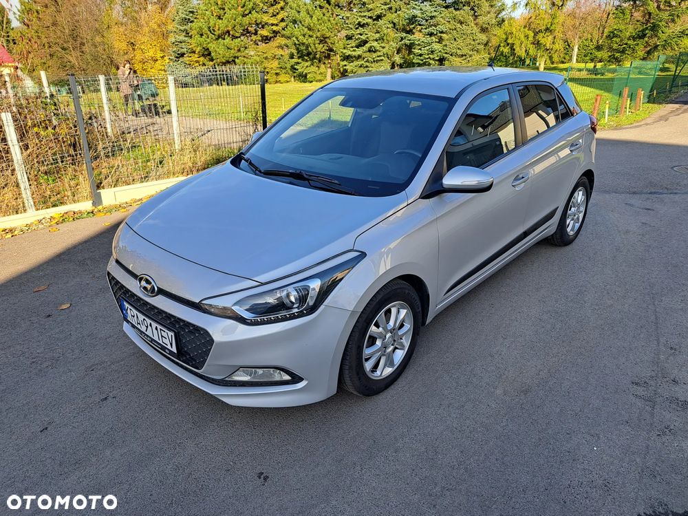Hyundai i20 - 11