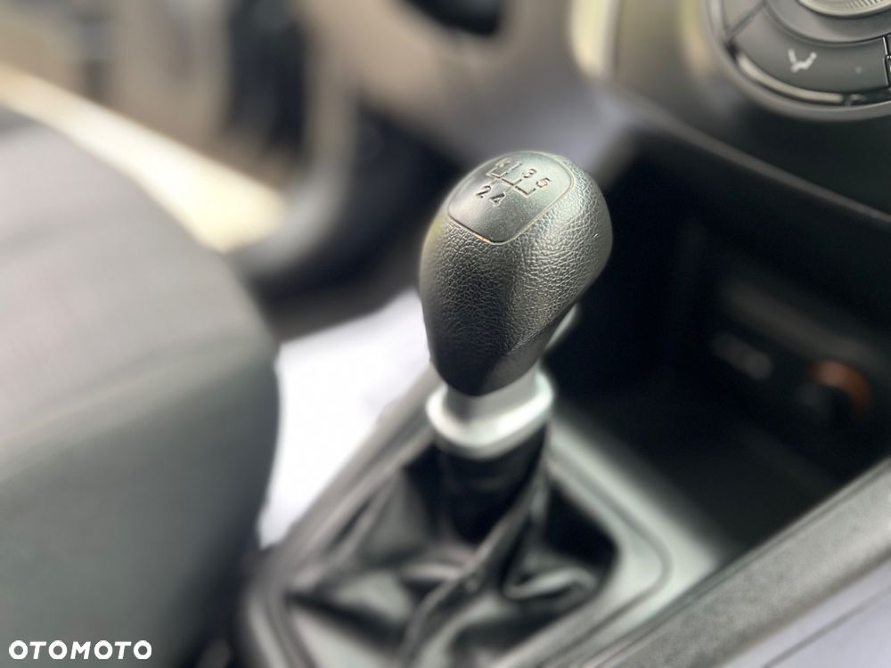 Kia Venga 1.4 CVVT Business Line - 29