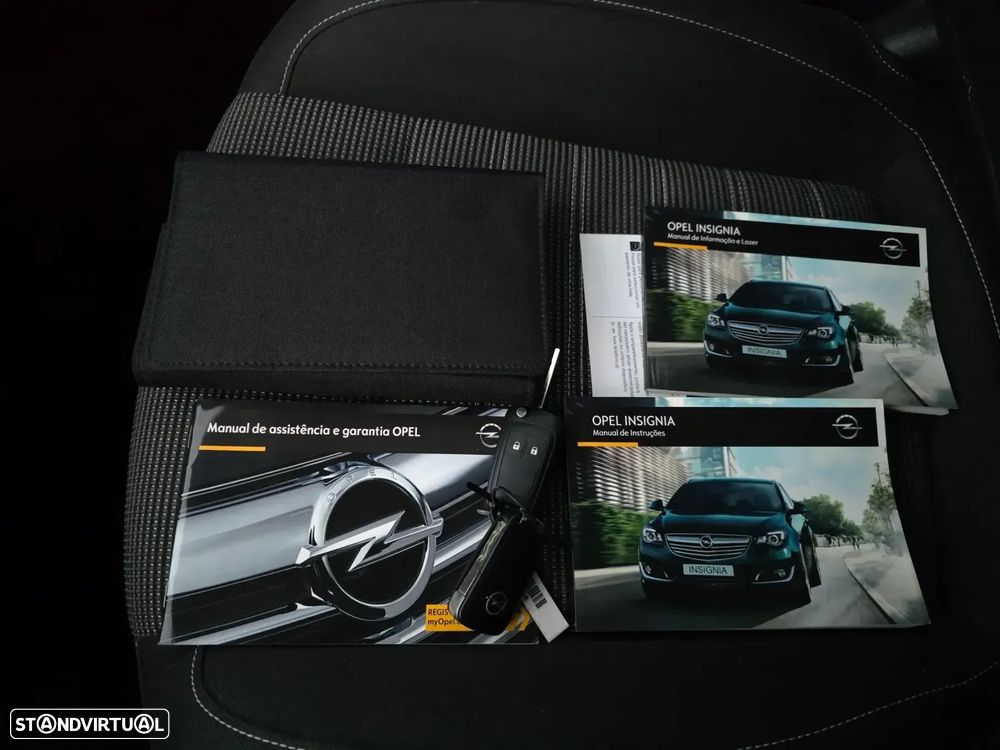 Opel Insignia Sports Tourer 1.6 CDTi Executive S/S - 26