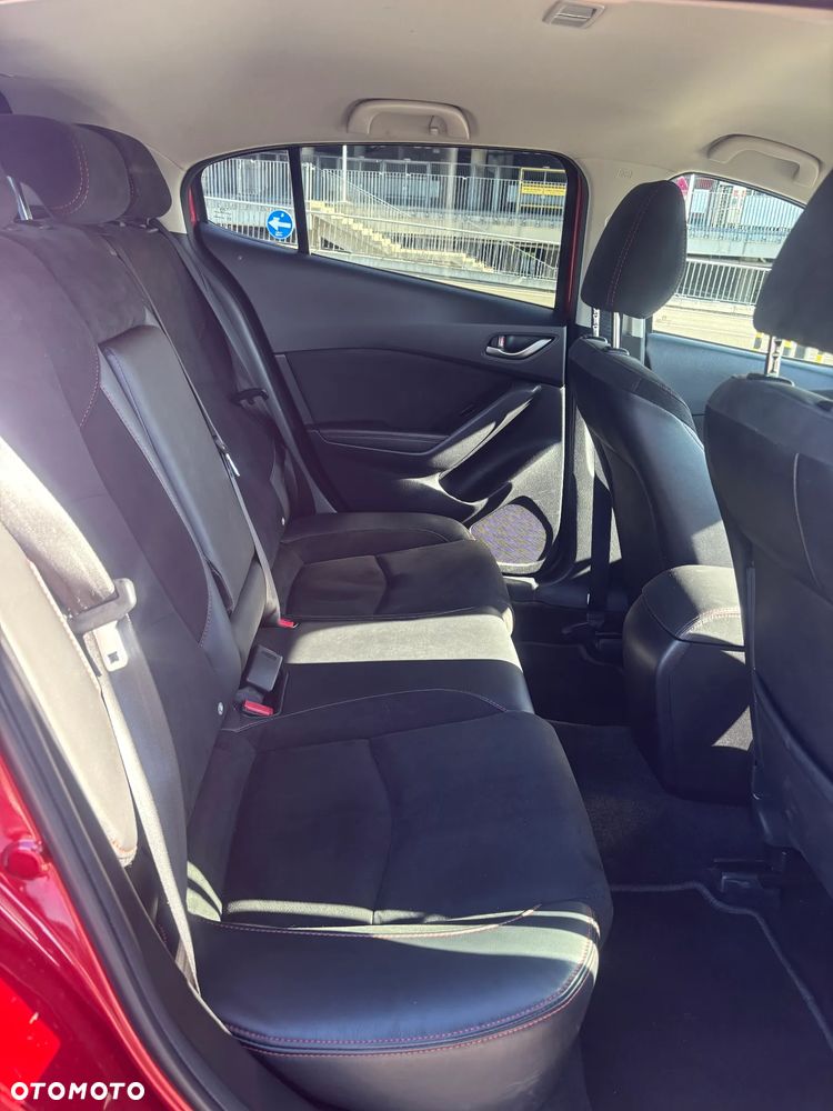 Mazda 3 - 4