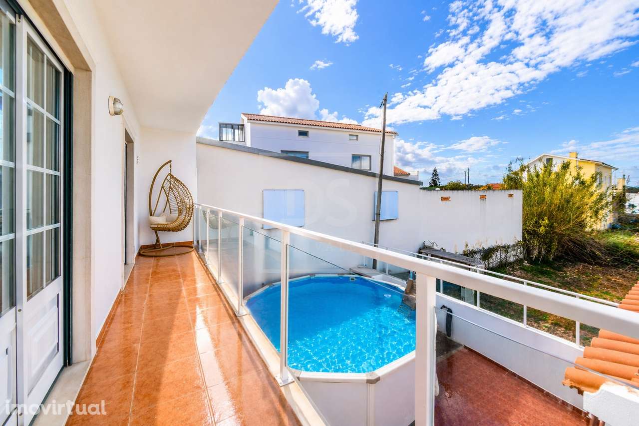 Moradia T3 com Garagem, Churrasqueira e Vista Desafogada sobre o Campo - Grande imagem: 3/41