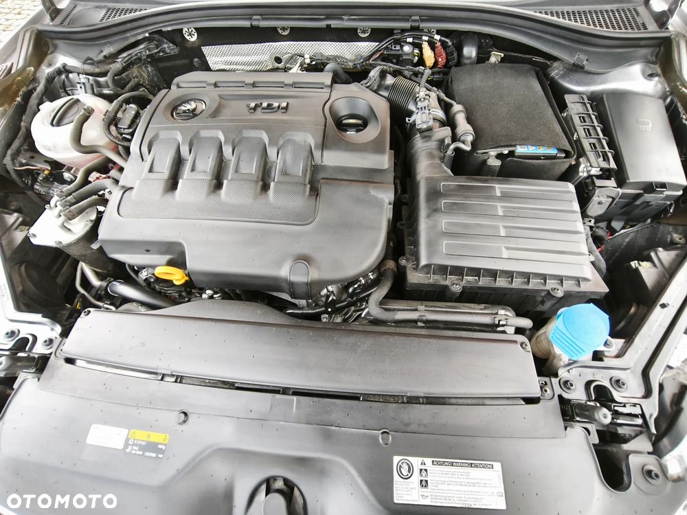 Skoda Superb 1.6 TDI GreenLine - 15