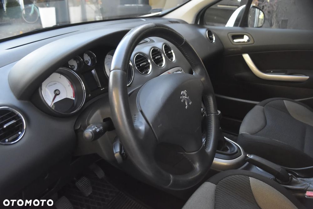 Peugeot 308 - 16