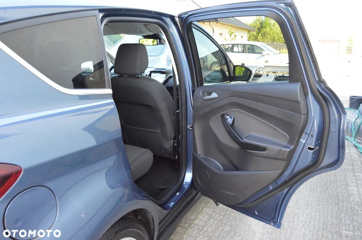 Ford C-MAX 1.5 TDCi Start-Stop-System Titanium - 30