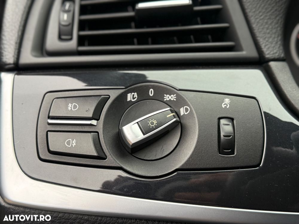 BMW Seria 5 525d xDrive Aut. - 14