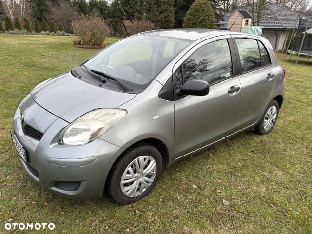 Toyota Yaris 1.0 Terra A/C - 4