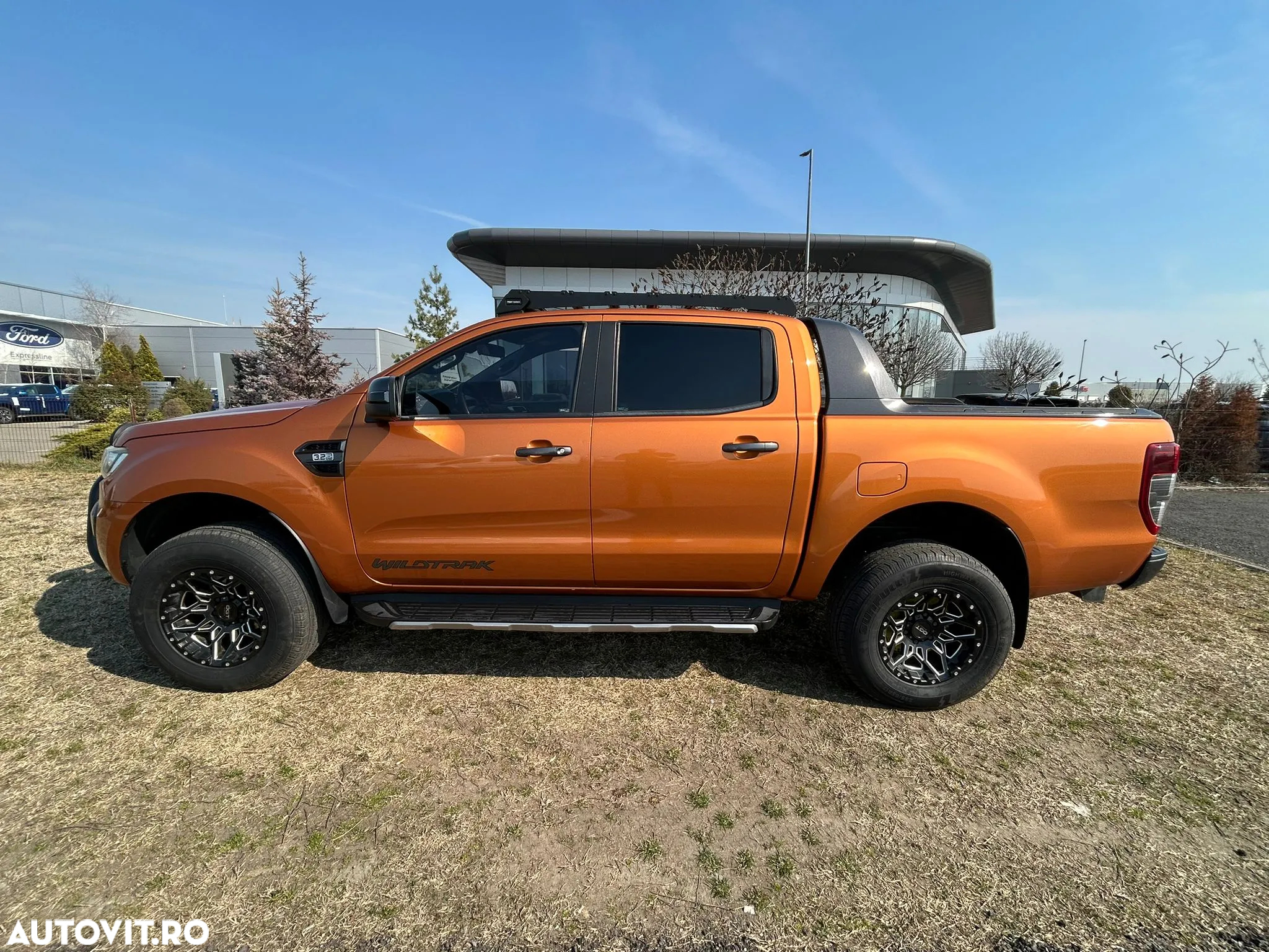 Ford Ranger Pick-Up 3.2 TDCi 4x4 Cabina Dubla WILDTRACK Aut. - 3