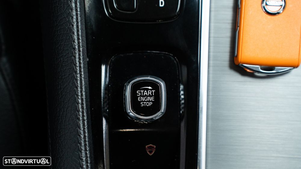 Volvo XC 90 2.0 T8 PHEV Inscription Expression AWD - 33