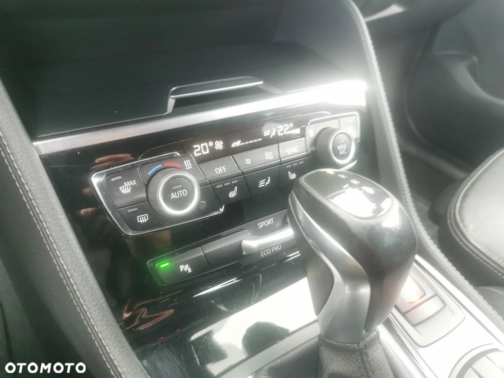 BMW Seria 2 220d xDrive Sport-Aut Luxury Line - 20