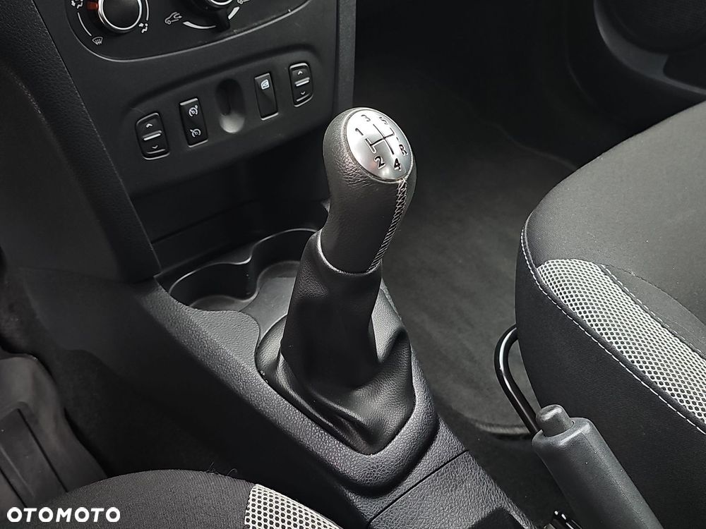 Dacia Sandero 0.9 TCe Laureate S&S - 19