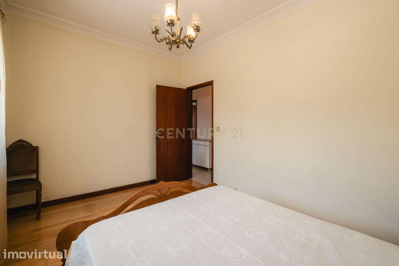 Moradia T4 Térrea para Arrendamento em São Pedro de Rates - Grande imagem: 4/31