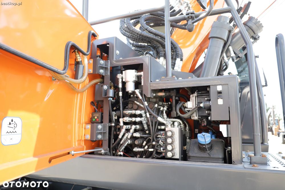 Doosan DX165W-5 - 38