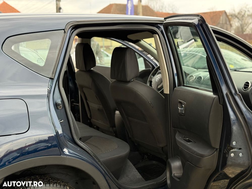 Nissan Qashqai 2.0 dCi DPF tekna - 8
