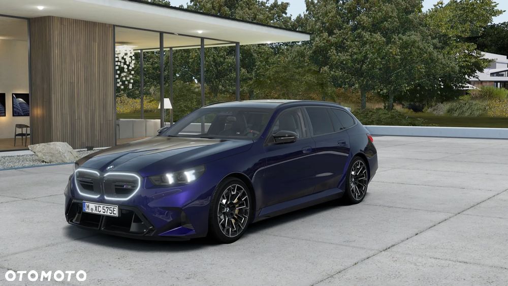 BMW M5 xDrive - 8