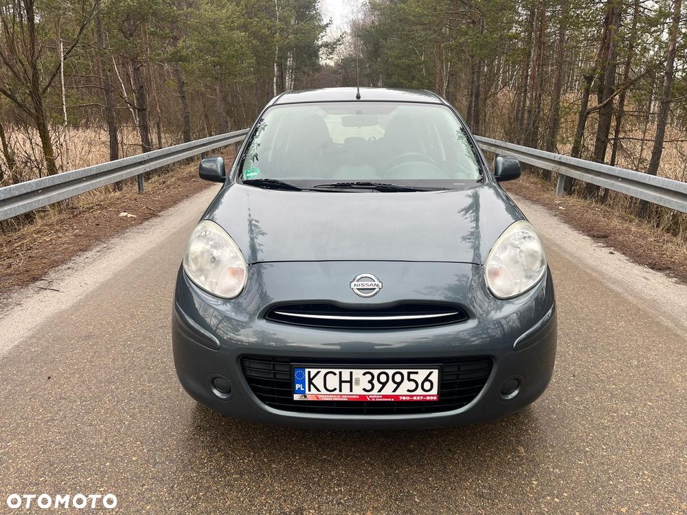 Nissan Micra 1.2 Bild der Frau - 1