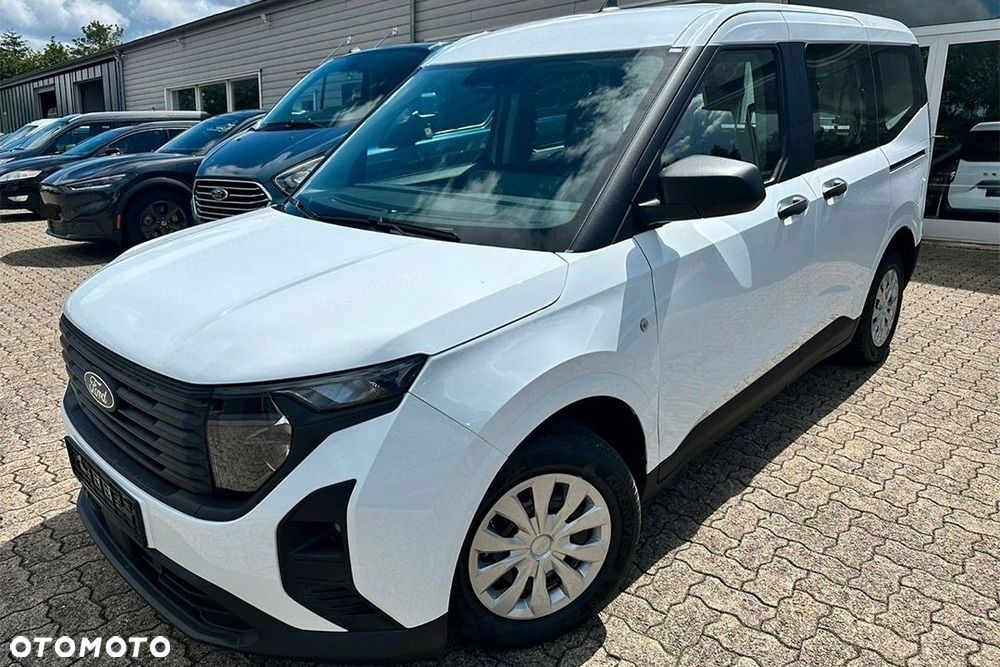 Ford Tourneo Courier - 5