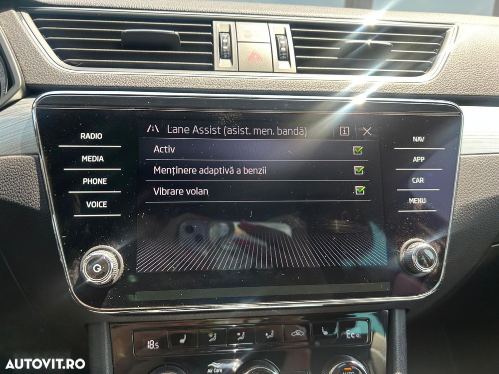 Skoda Superb 1.4 TSI DSG Ambition - 28