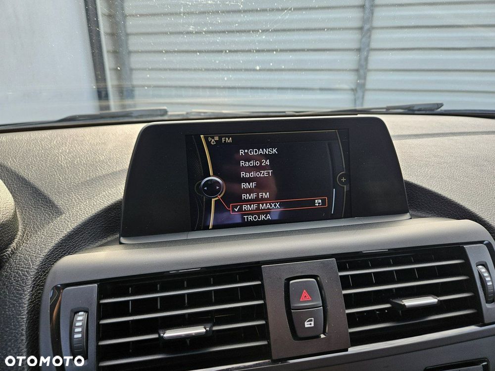 BMW Seria 1 116i Sport Line - 35