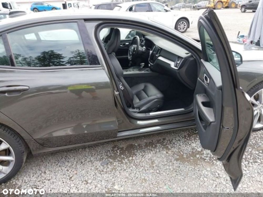 Volvo S60 - 10
