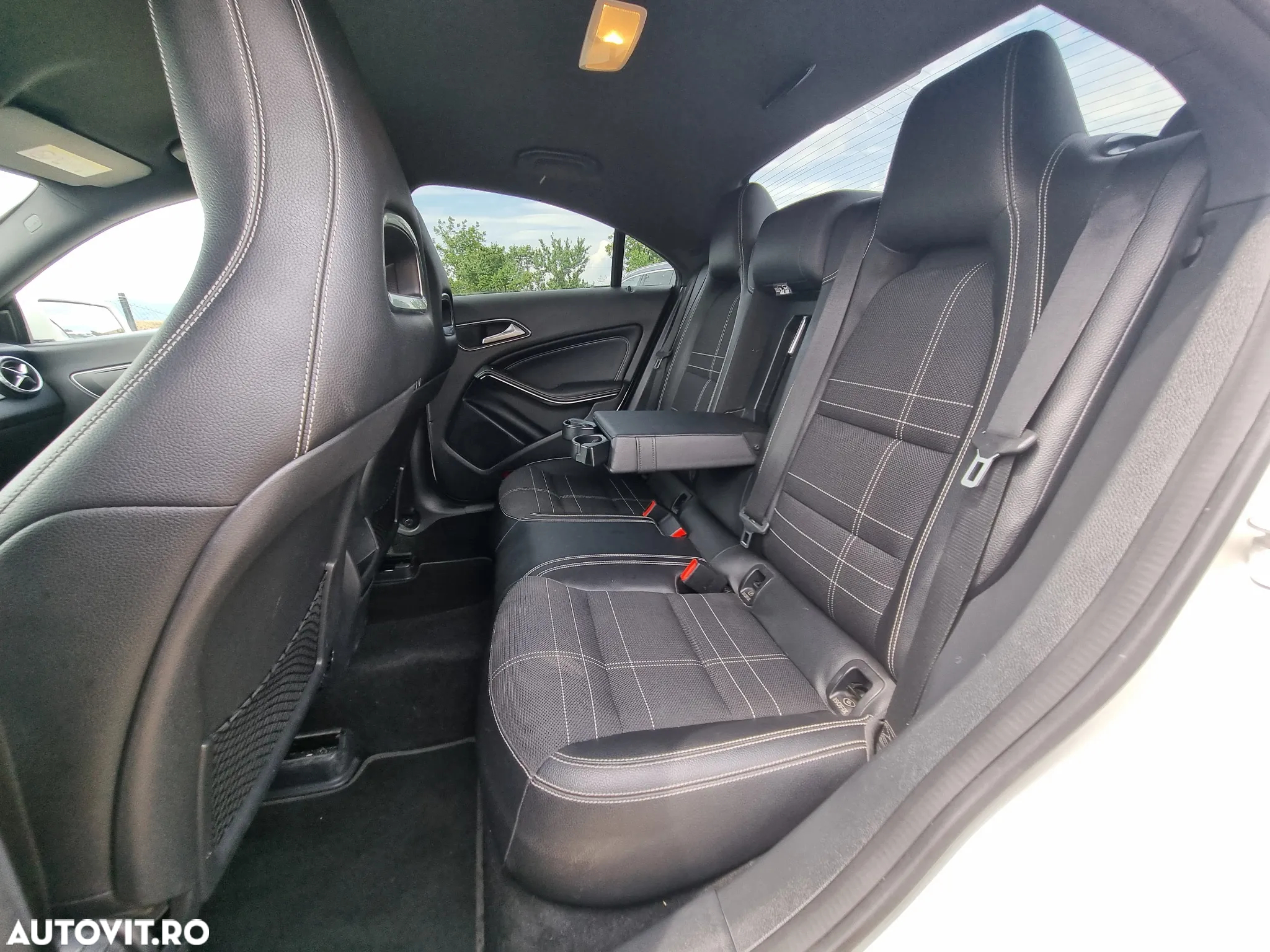Mercedes-Benz CLA - 13