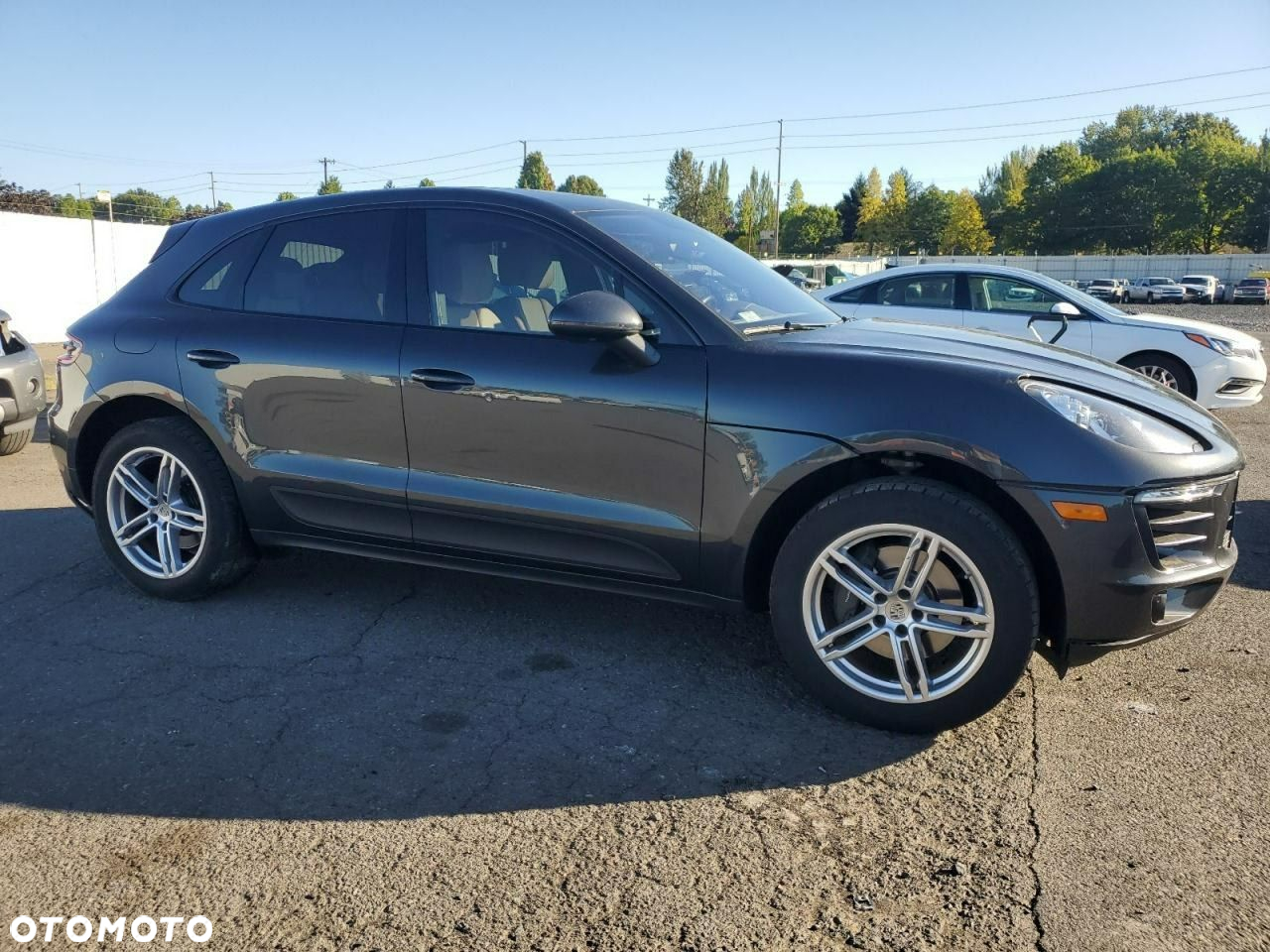 Porsche Macan - 4